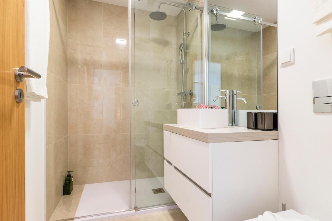 Perfect 1 Bed In Chiado With Aircon Apartman Lisboa Kültér fotó